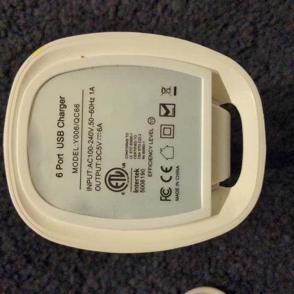 NWOT Intertek 6 Port USB Charger - Picture 2 of 2